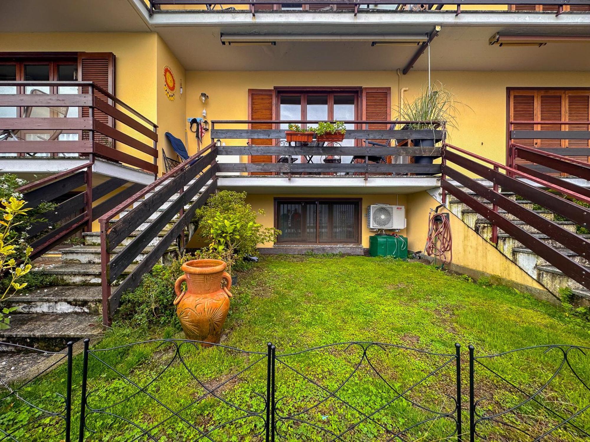 Appartamento A Due Passi Dal Lago Con Box Dorio Exterior foto
